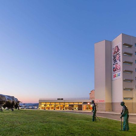 Hotel Ibis Bragança Zewnętrze zdjęcie
