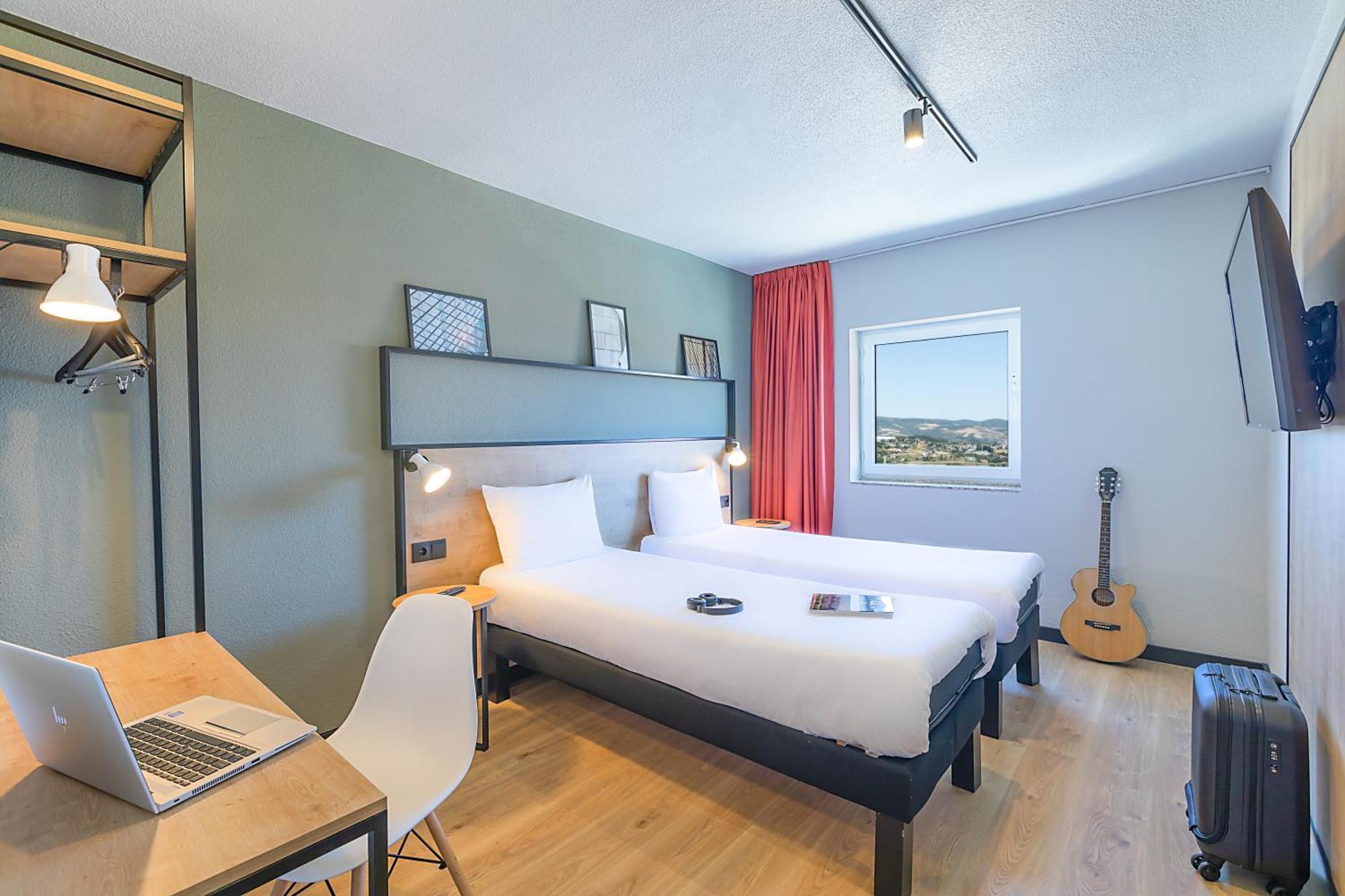 Hotel Ibis Bragança Zewnętrze zdjęcie