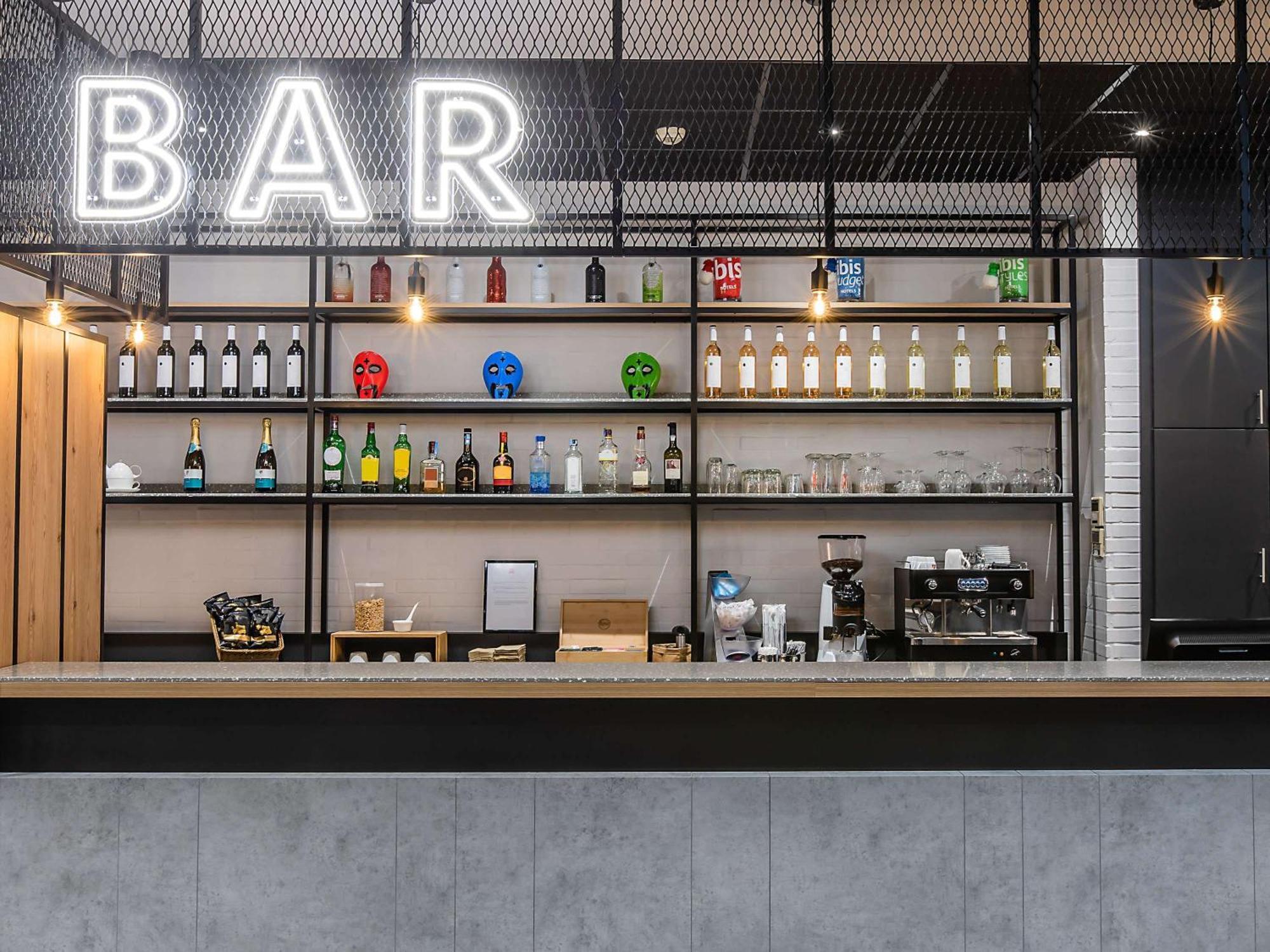 Hotel Ibis Bragança Zewnętrze zdjęcie