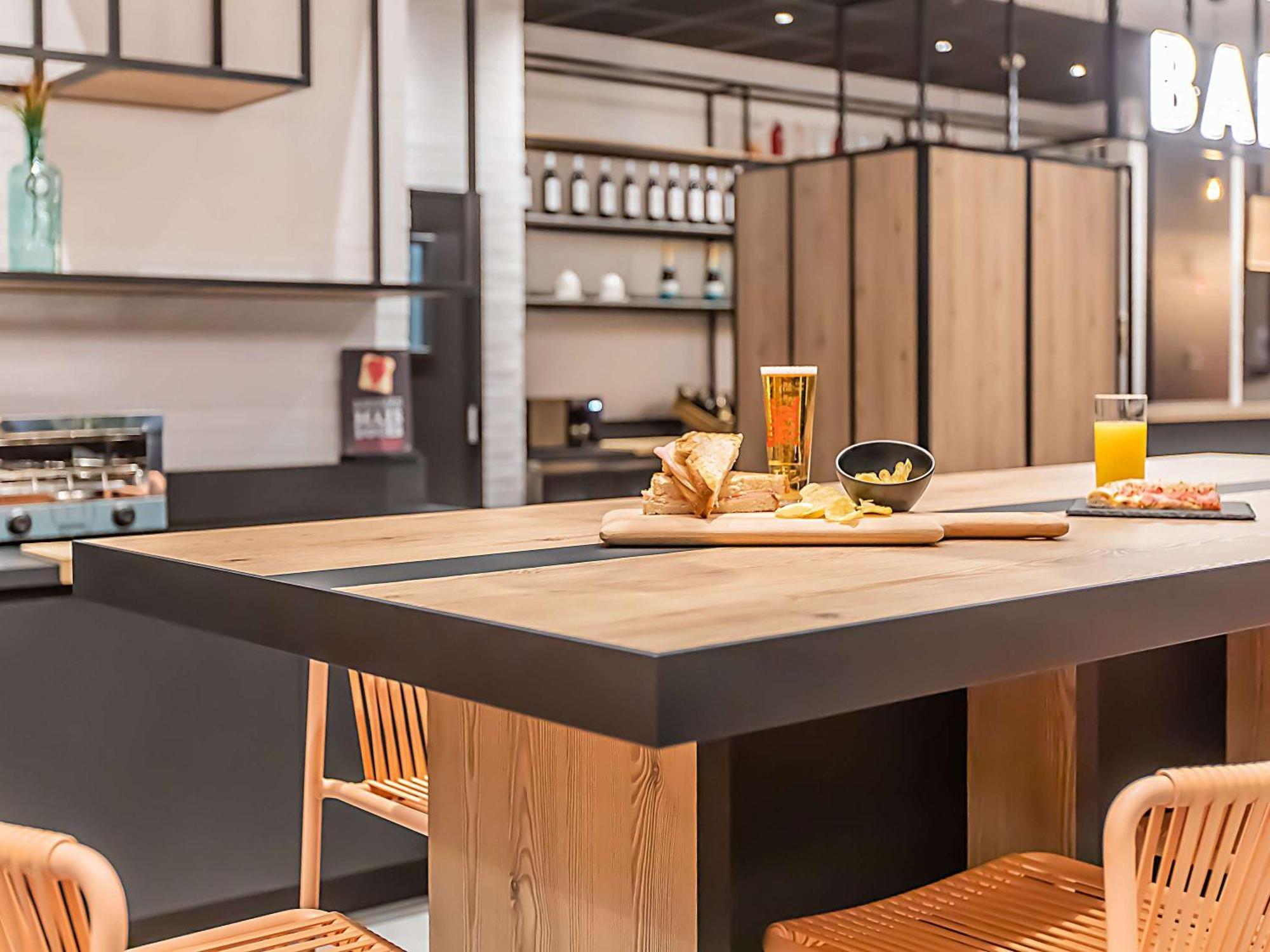Hotel Ibis Bragança Zewnętrze zdjęcie